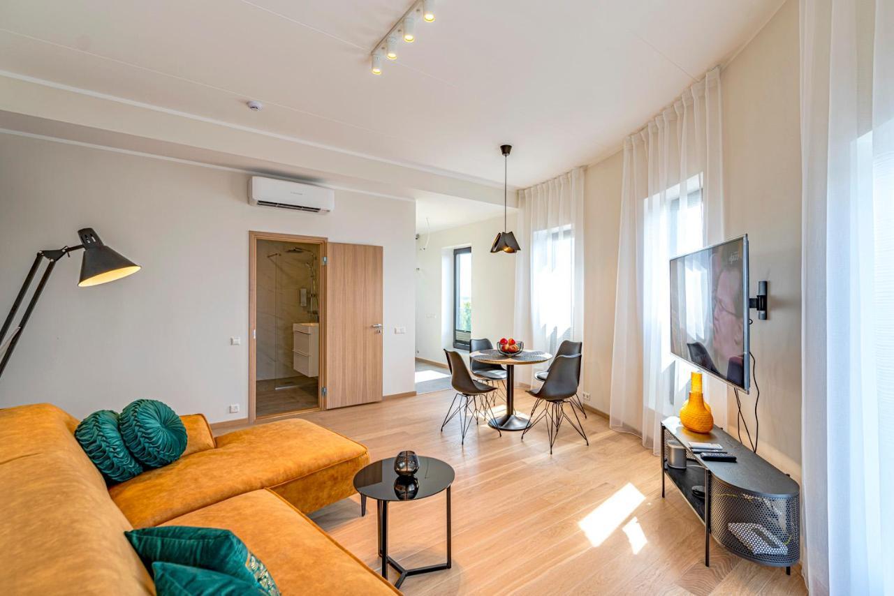 Artisa Riia Str 20B Luxury Penthouse Apartment Tartu Luaran gambar