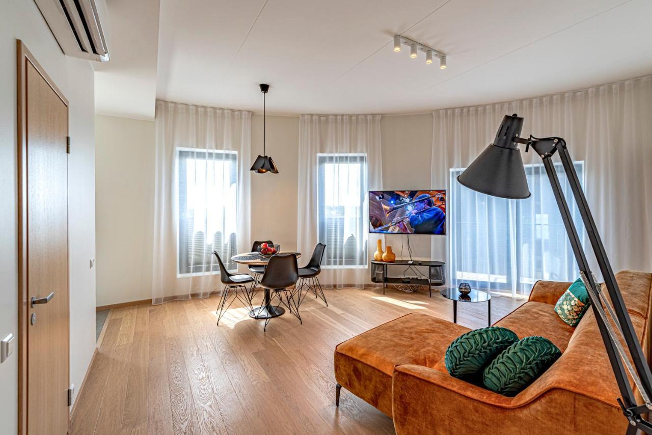 Artisa Riia Str 20B Luxury Penthouse Apartment Tartu Luaran gambar