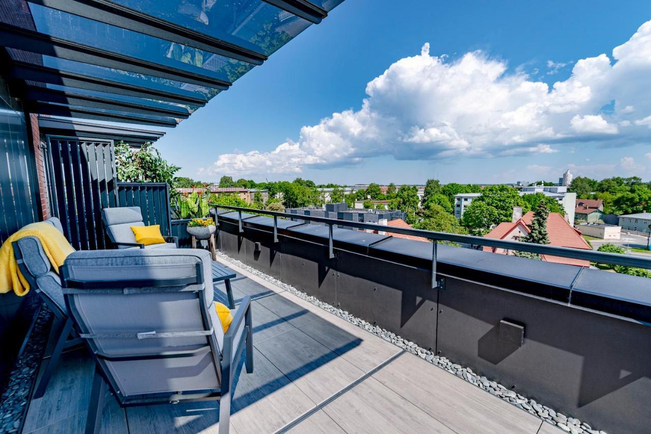 Artisa Riia Str 20B Luxury Penthouse Apartment Tartu Luaran gambar