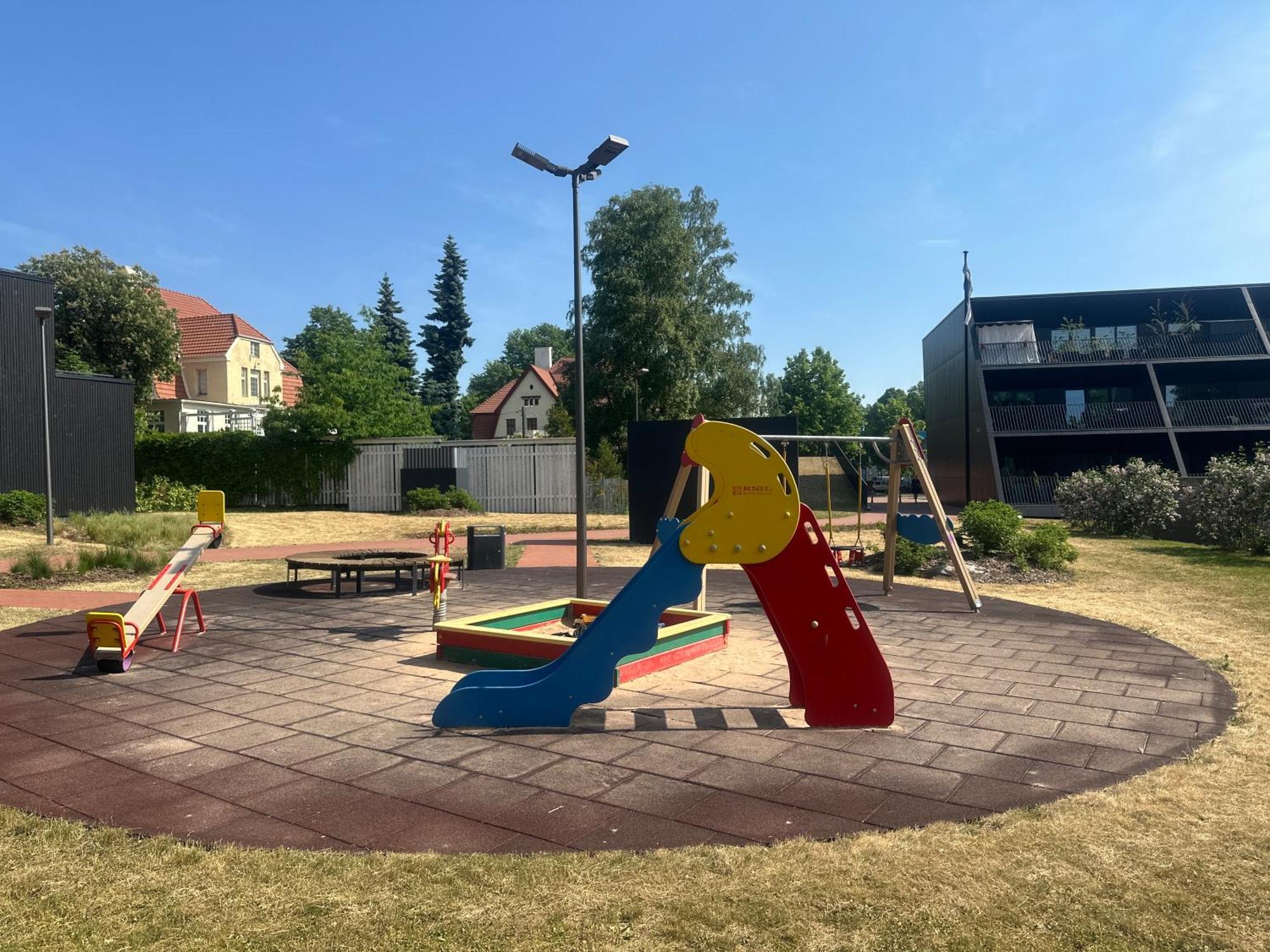 Artisa Riia Str 20B Luxury Penthouse Apartment Tartu Luaran gambar